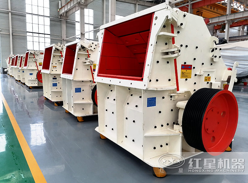 紅星機(jī)器1214破碎機(jī)車間現(xiàn)貨，價格優(yōu)惠